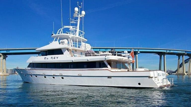 Luxury el rey cabo yacht charter