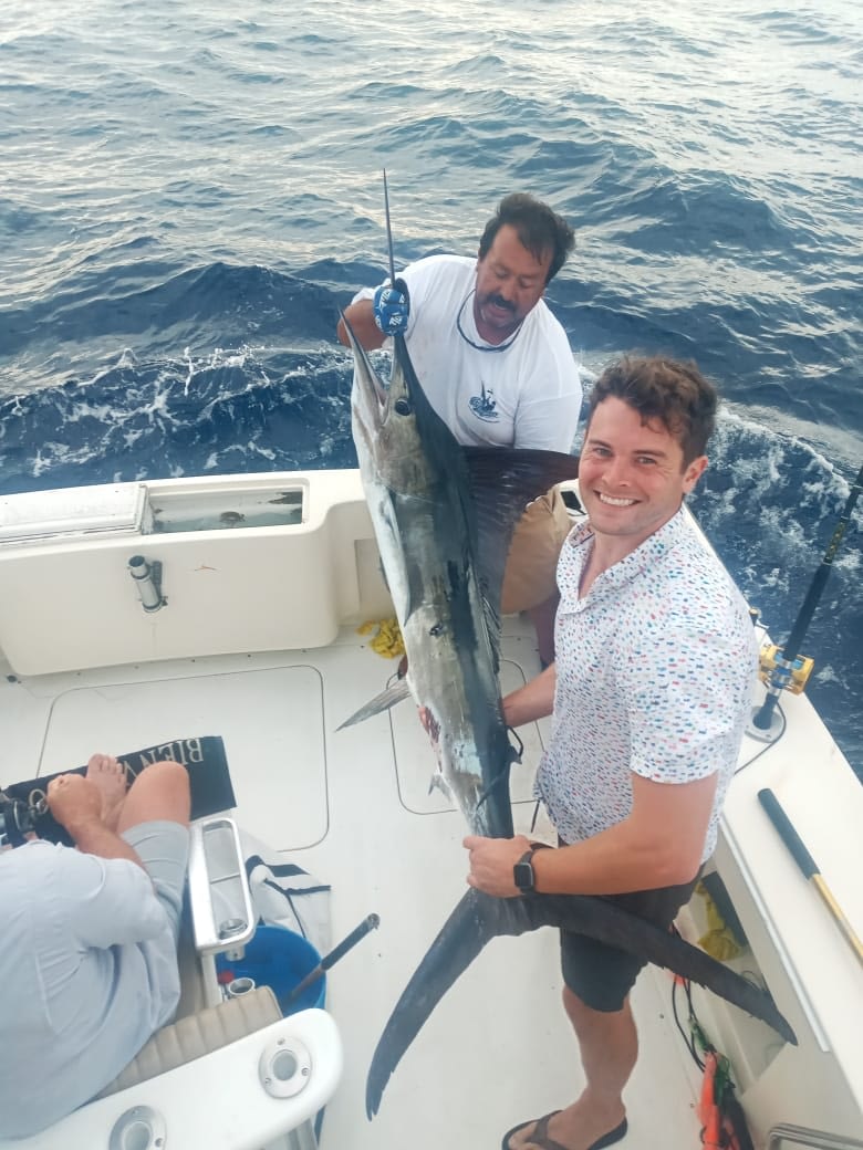 34 ft Duetto Cabo fishing charter Cabo Fishing Charters